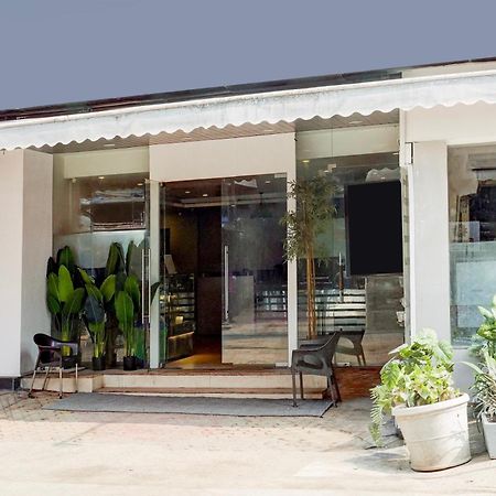 מלון מומביי Super Townhouse Khar The Unicontinental מראה חיצוני תמונה