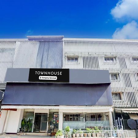 מלון מומביי Super Townhouse Khar The Unicontinental מראה חיצוני תמונה