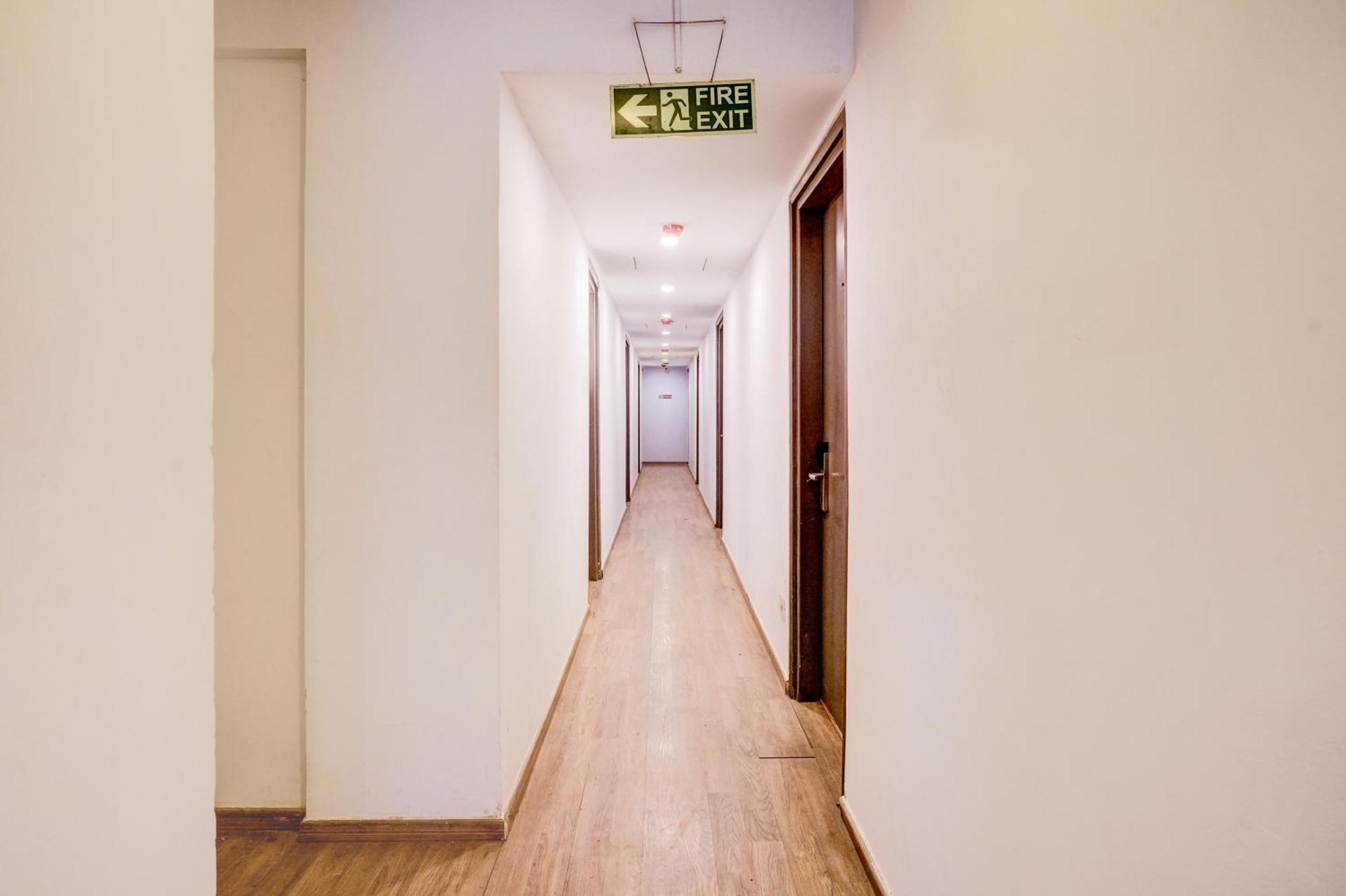 מלון מומביי Super Townhouse Khar The Unicontinental מראה חיצוני תמונה