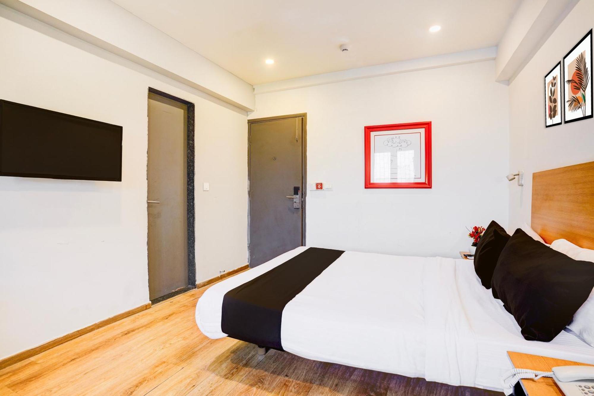 מלון מומביי Super Townhouse Khar The Unicontinental מראה חיצוני תמונה