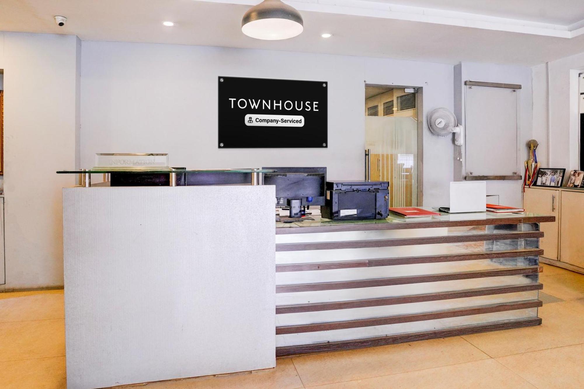 מלון מומביי Super Townhouse Khar The Unicontinental מראה חיצוני תמונה